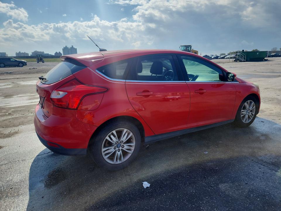Photo 3 from auction – 2012 FORD FOCUS with VIN 1FAHP3M27CL208252