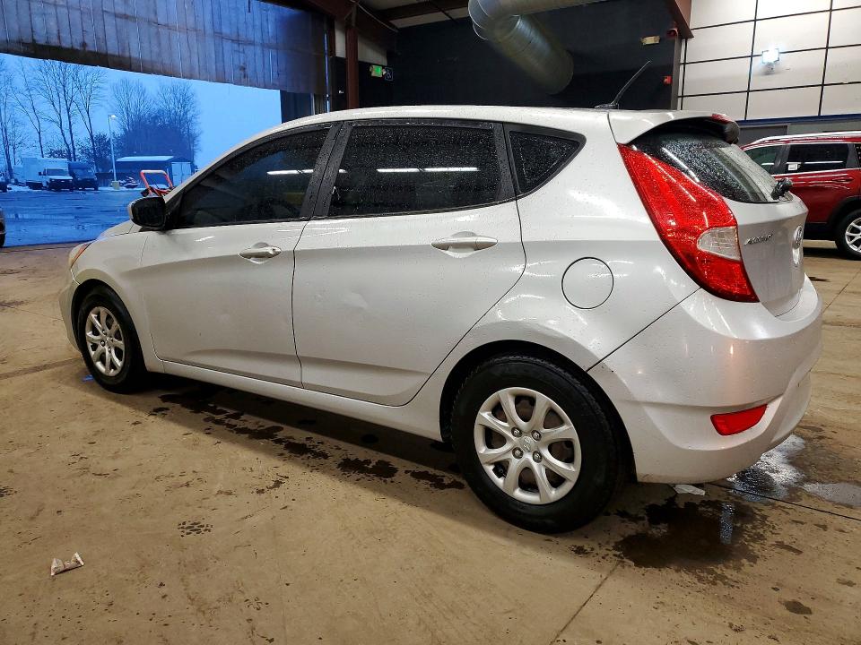 Photo 2 from auction – 2013 HYUNDAI ACCENT with VIN KMHCT5AEXDU121818