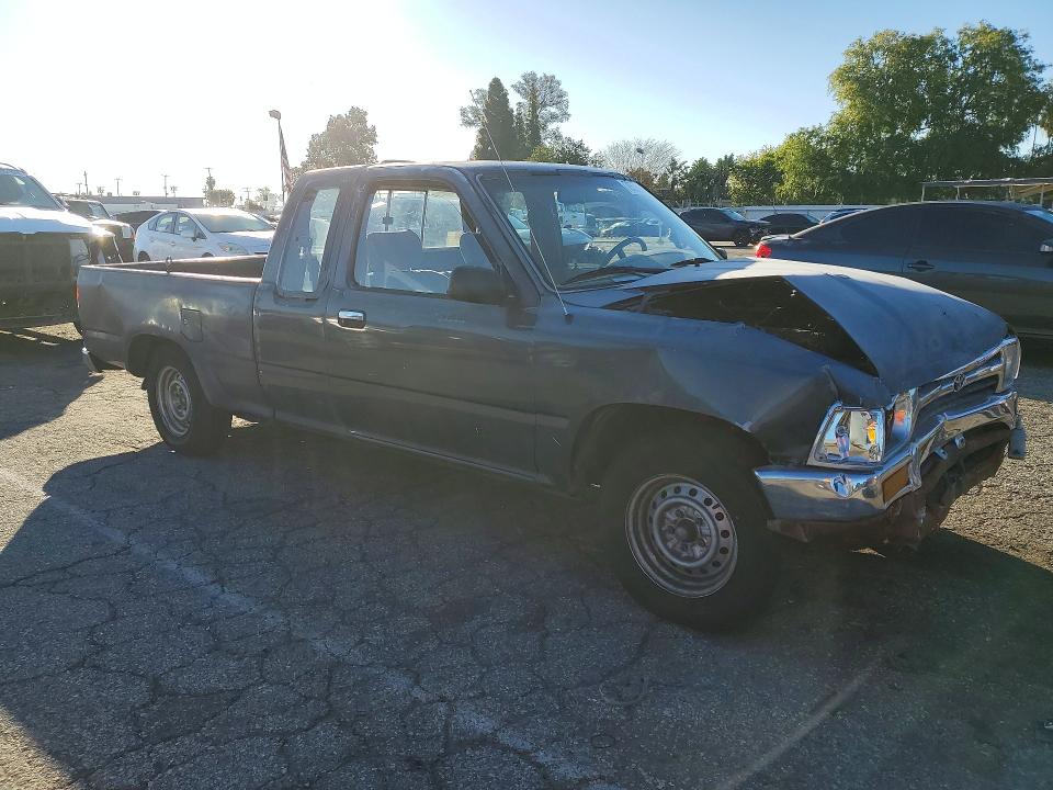 Photo 4 from auction – 1995 TOYOTA PICKUP with VIN JT4RN93P8S5111164