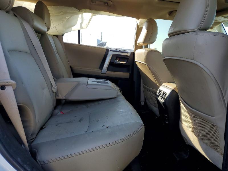 Photo 11 from auction – 2017 TOYOTA 4RUNNER with VIN JTEBU5JR5H5416496
