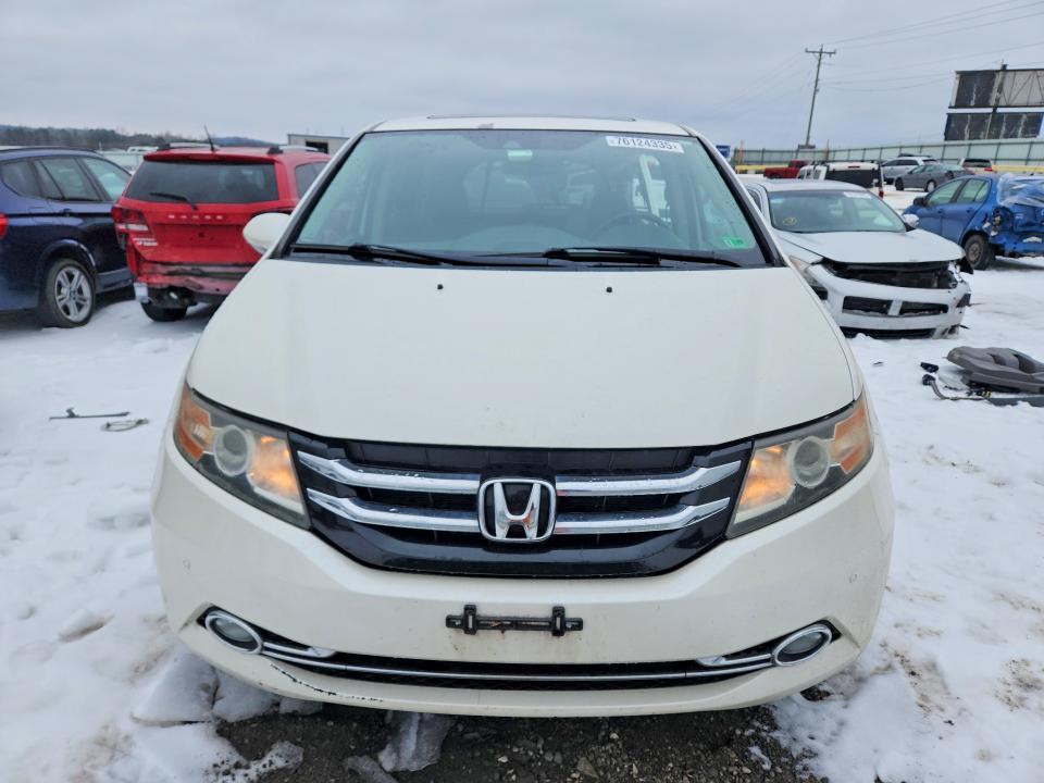 Photo 5 from auction – 2016 HONDA ODYSSEY TO with VIN 5FNRL5H97GB020630