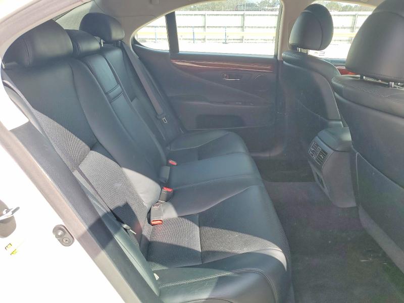 Photo 10 from auction – 2011 LEXUS LS 460 with VIN JTHCL5EFXB5011526