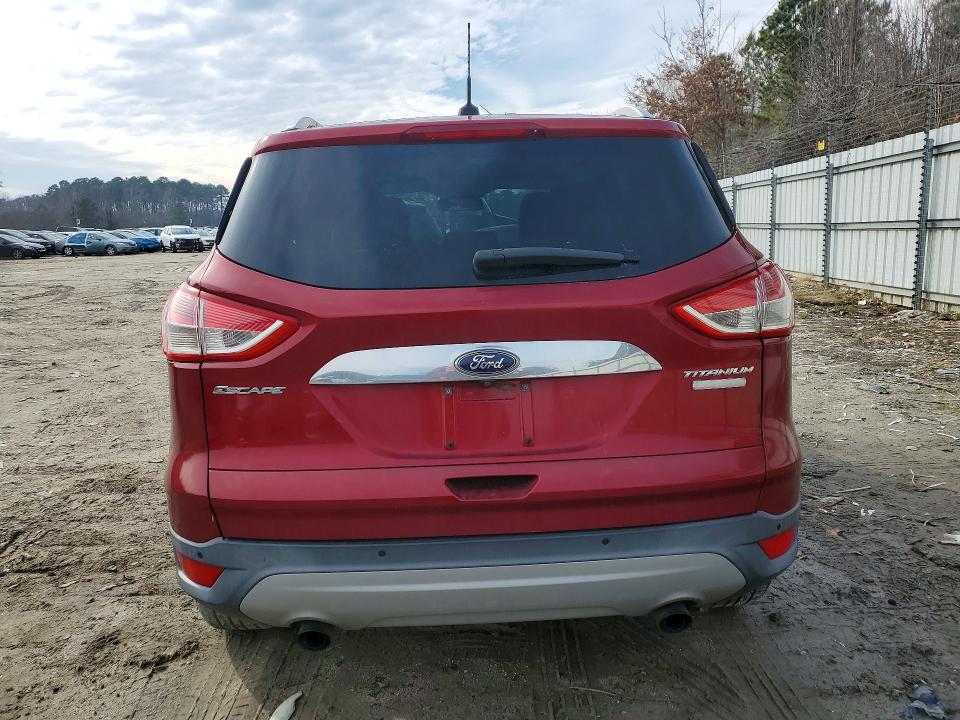 Photo 6 from auction – 2016 FORD ESCAPE with VIN 1FMCU0J99GUC52570