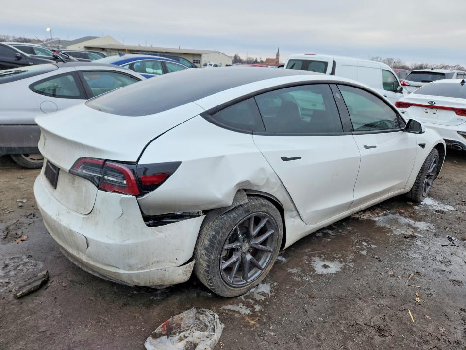 Photo 3 from auction – 2023 TESLA MODEL 3 with VIN 5YJ3E1EAXPF623353