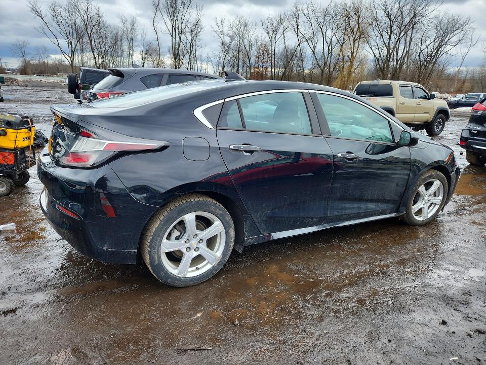 Photo 3 from auction – 2018 CHEVROLET VOLT with VIN 1G1RC6S5XJU116643