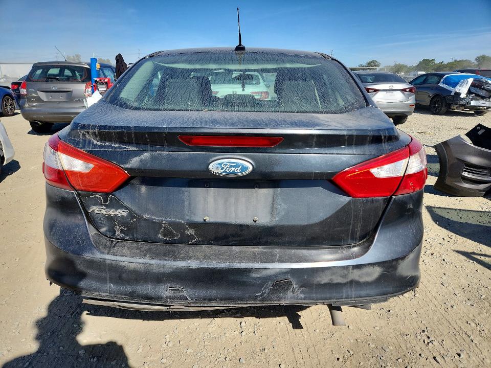 Photo 6 from auction – 2012 FORD FOCUS S with VIN 1FAHP3E20CL131240