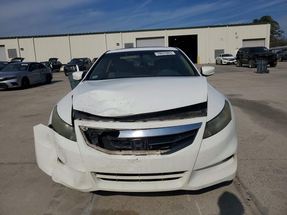 Photo 5 from auction – 2011 HONDA ACCORD with VIN 1HGCS2B8XBA005839