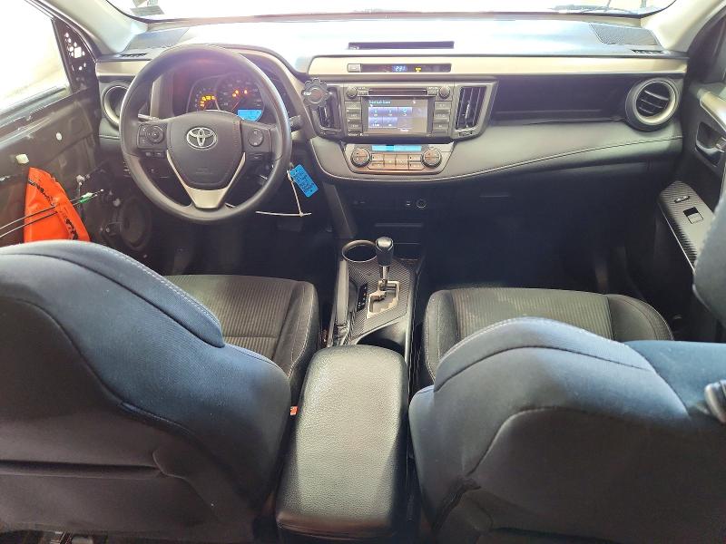 Photo 8 from auction – 2015 TOYOTA RAV4 with VIN 2T3RFREV9FW394293
