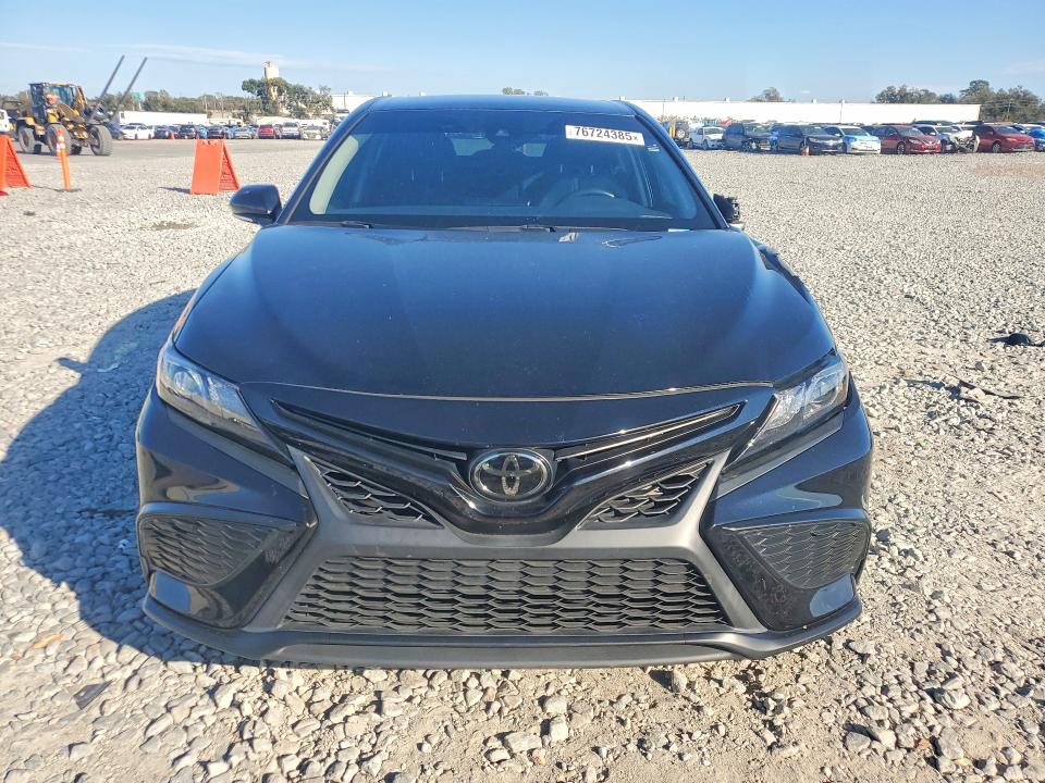 Photo 5 from auction – 2023 TOYOTA CAMRY SE N with VIN 4T1G11AK3PU765641