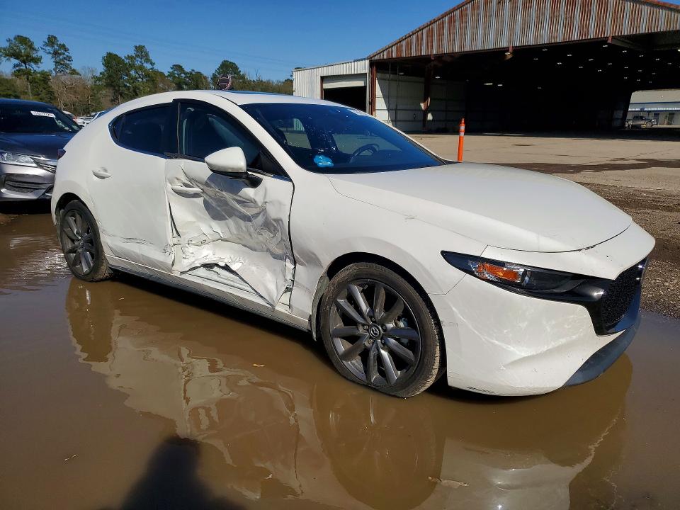 Photo 4 from auction – 2022 MAZDA 3 PREFERRE with VIN JM1BPALL9N1514656