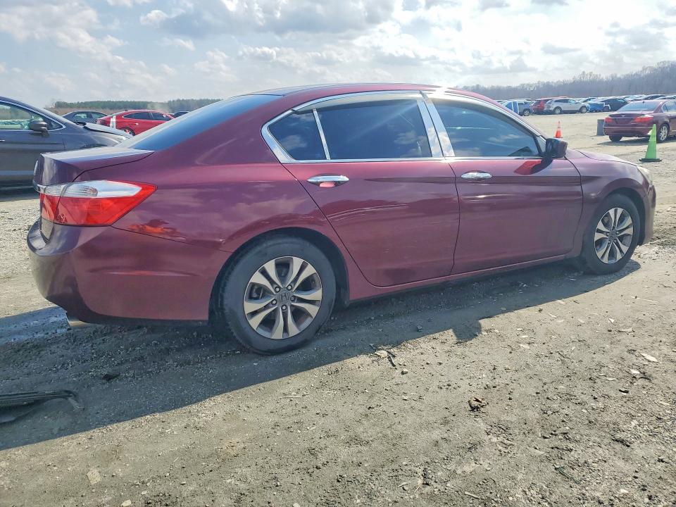 Photo 3 from auction – 2014 HONDA ACCORD with VIN 1HGCR2F3XEA050892