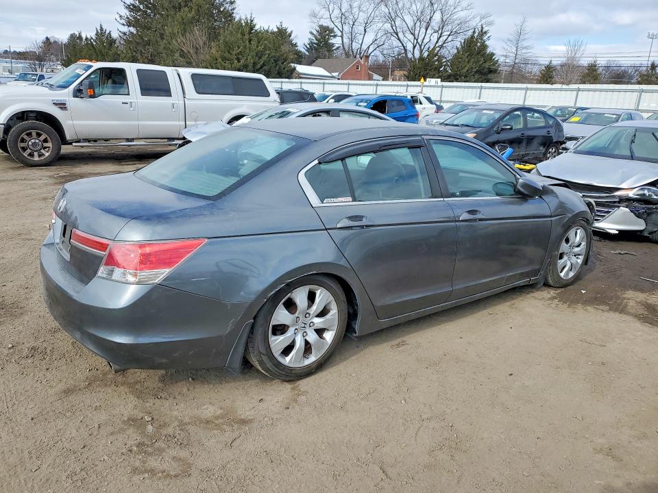 Photo 3 from auction – 2012 HONDA ACCORD with VIN 1HGCP2F35CA032013