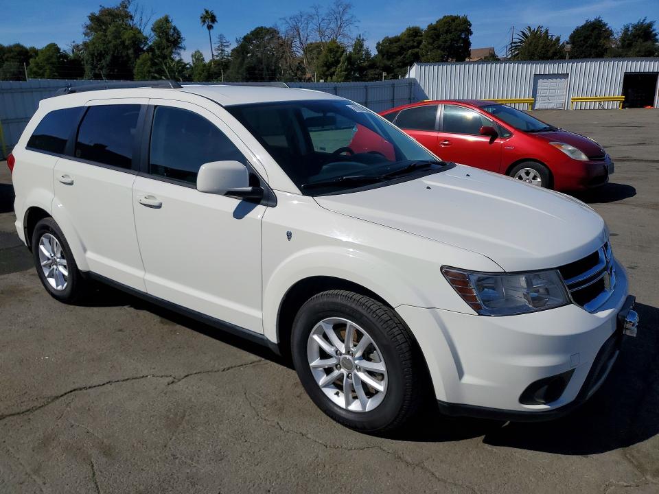 Photo 4 from auction – 2014 DODGE JOURNEY with VIN 3C4PDCBG8ET178361