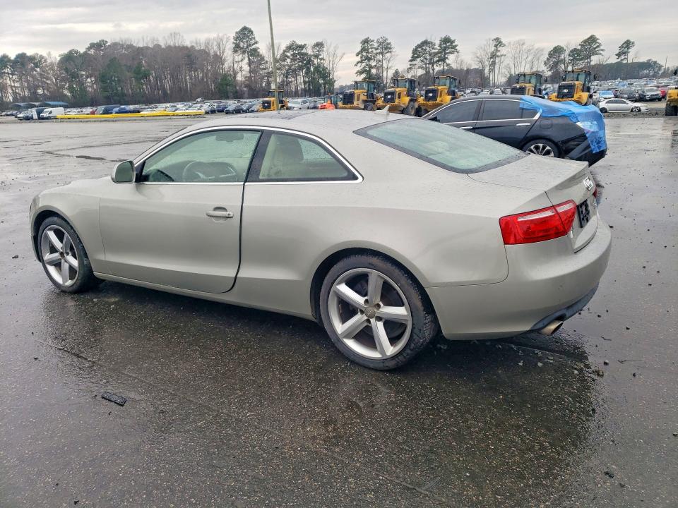 Photo 2 from auction – 2009 AUDI A5 QUATTRO with VIN WAUDK78T19A018031