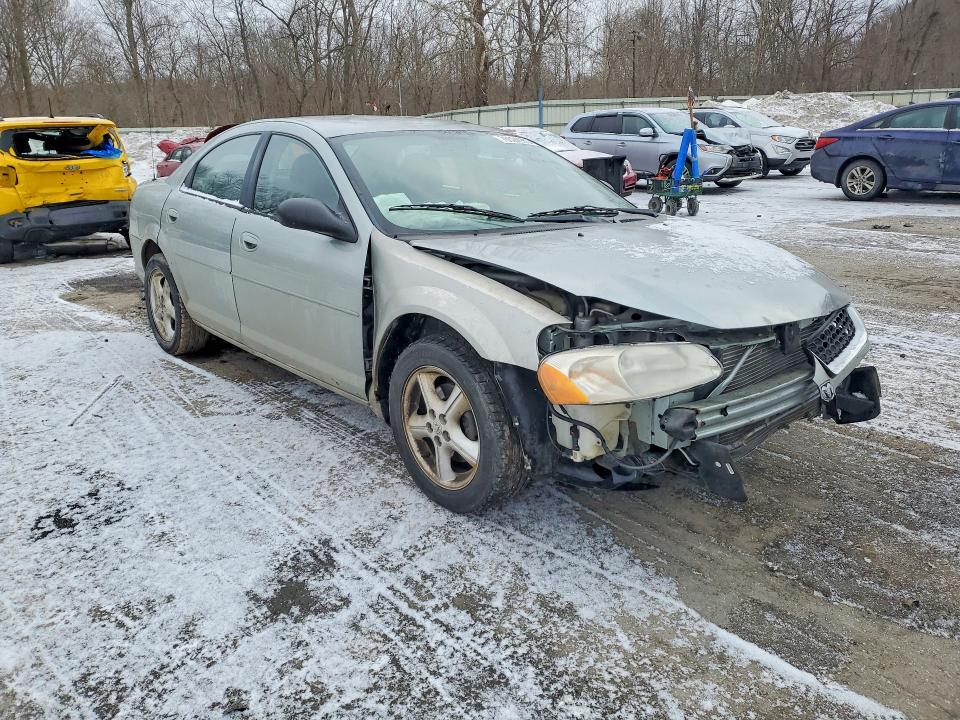 Photo 4 from auction – 2005 DODGE STRATUS with VIN 1B3EL46R05N674834