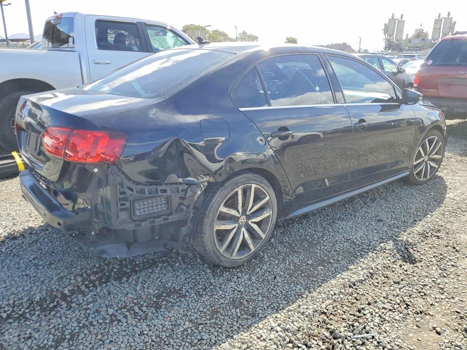 Photo 3 from auction – 2012 VOLKSWAGEN JETTA with VIN 3VW4A7AJ5CM415330