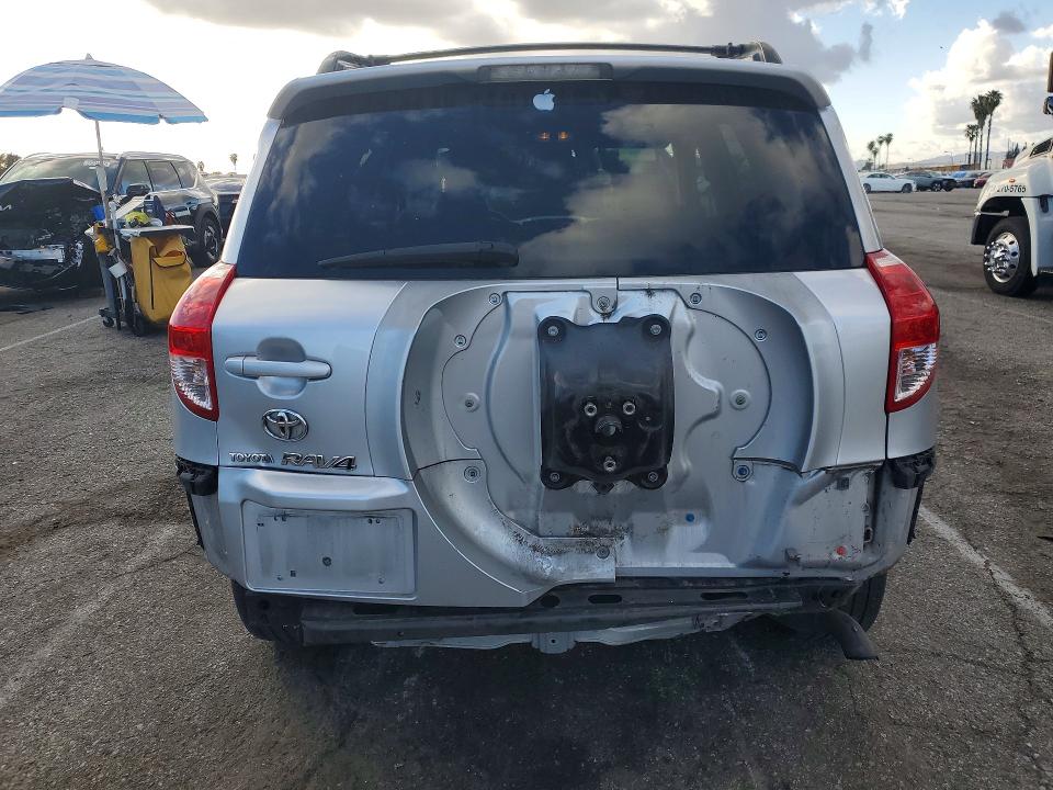 Photo 6 from auction – 2006 TOYOTA RAV4 with VIN JTMZD33V565021958