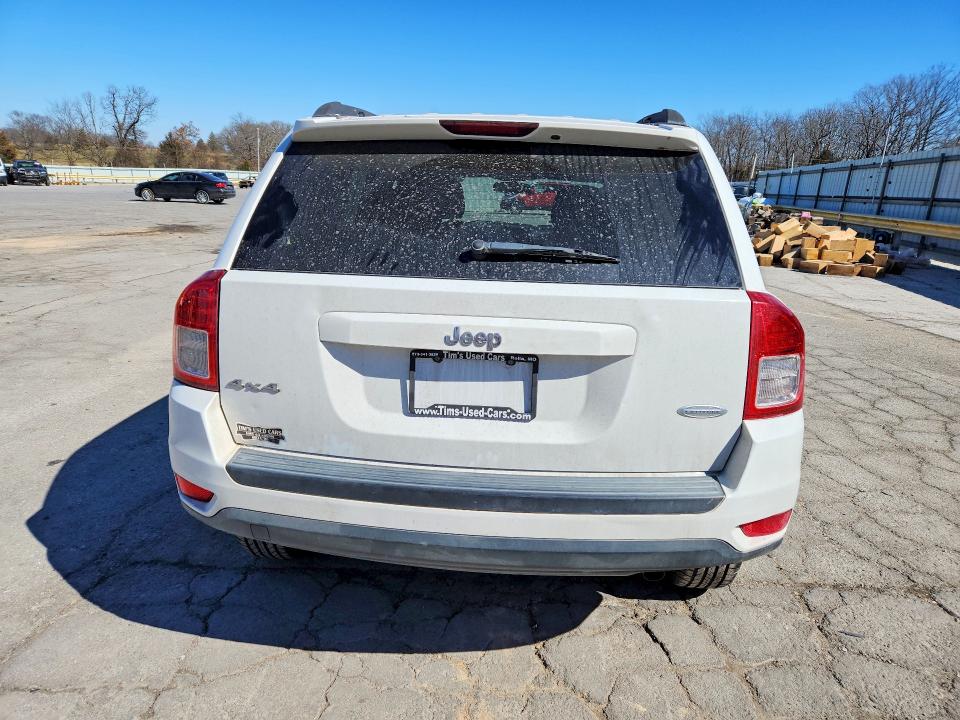 Photo 6 from auction – 2011 JEEP COMPASS with VIN 1J4NF1FB0BD176152