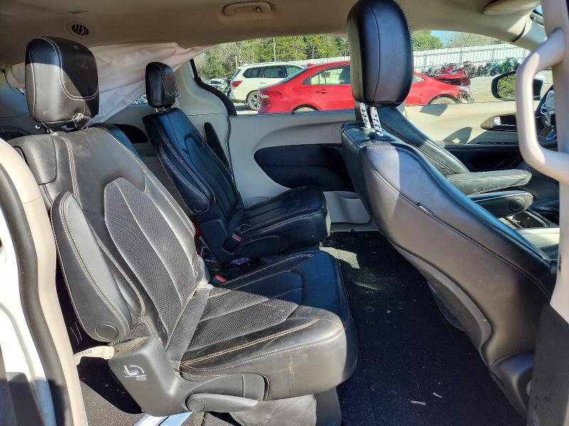 Photo 11 from auction – 2020 CHRYSLER VOYAGER with VIN 2C4RC1DG3LR164378