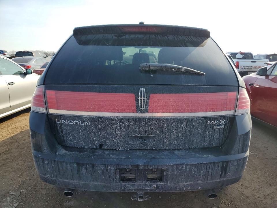 Photo 6 from auction – 2007 LINCOLN MKX with VIN 2LMDU88C37BJ38157