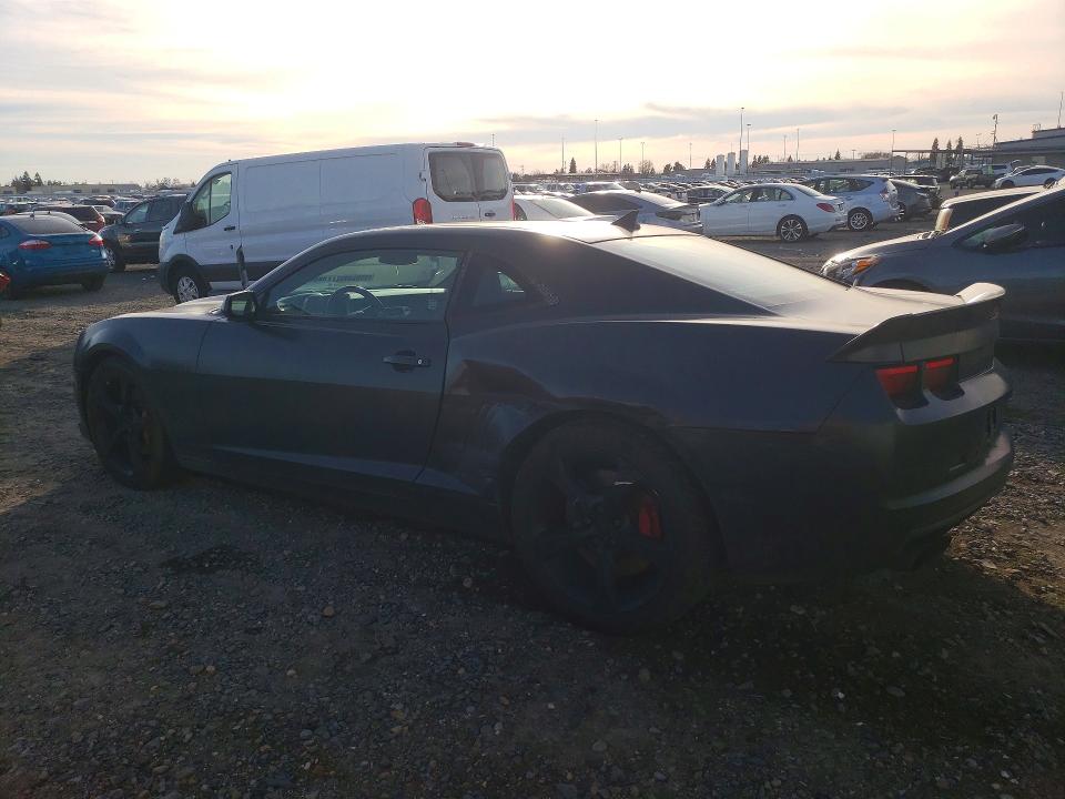 Photo 2 from auction – 2013 CHEVROLET CAMARO with VIN 2G1FS1EW1D9150632