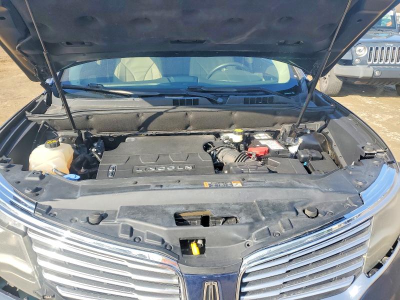 Photo 12 from auction – 2017 LINCOLN MKX with VIN 2LMPJ6KR8HBL38427