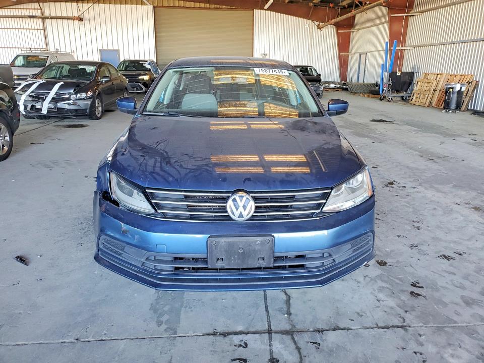 Photo 5 from auction – 2017 VOLKSWAGEN JETTA S with VIN 3VW2B7AJ2HM281727