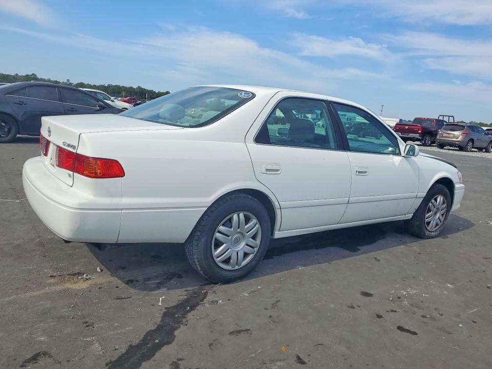Photo 3 from auction – 2001 TOYOTA CAMRY LE with VIN 4T1BF22K91U964104