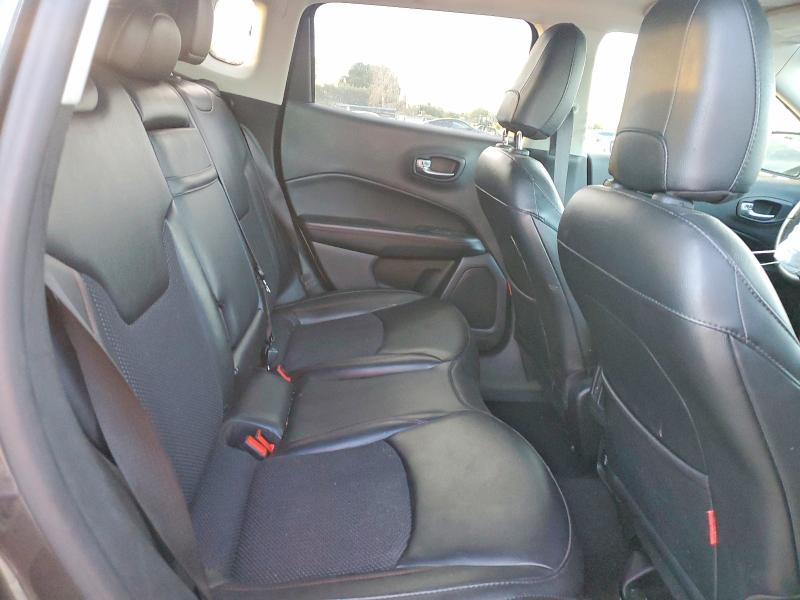 Photo 11 from auction – 2019 JEEP COMPASS with VIN 3C4NJDDBXKT785459