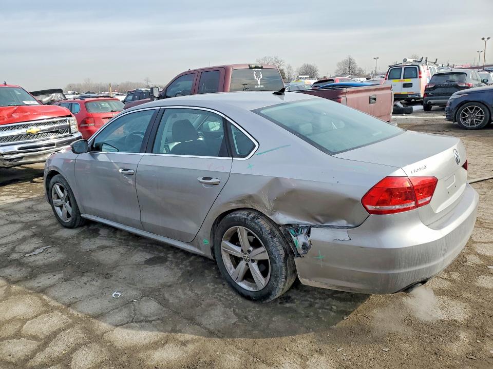 Photo 2 from auction – 2012 VOLKSWAGEN PASSAT SE with VIN 1VWBP7A31CC104809