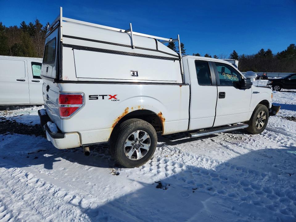 Photo 3 from auction – 2013 FORD F150 SUPER with VIN 1FTFX1EF1DFA49445