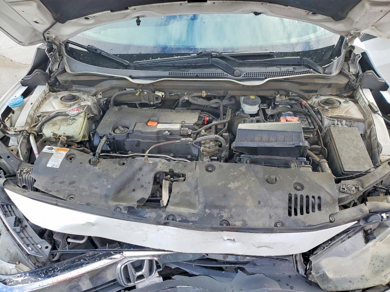 Photo 11 from auction – 2018 HONDA CIVIC EX with VIN 19XFC2F77JE201355