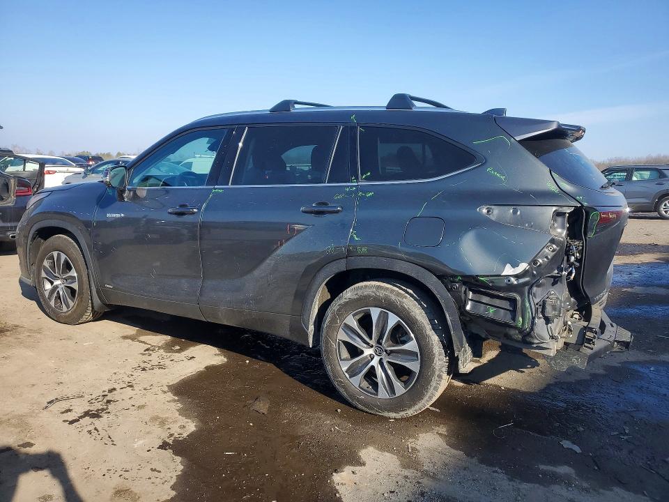 Photo 2 from auction – 2020 TOYOTA HIGHLANDER with VIN 5TDGBRCH7LS513567