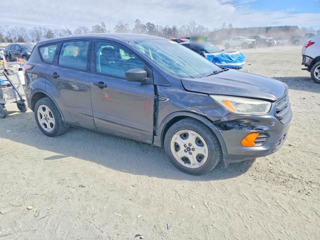 Photo 4 from auction – 2017 FORD ESCAPE S with VIN 1FMCU0F7XHUB26307