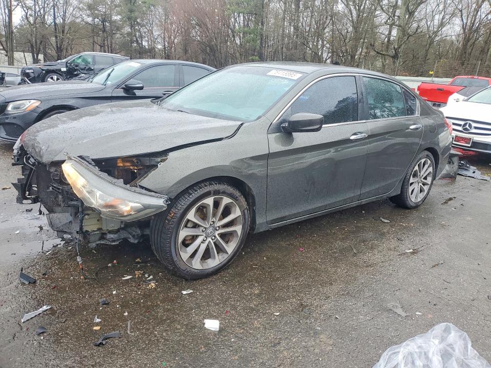 HONDA ACCORD 2013 with VIN 1HGCR2F53DA157881 - Photo from auction
