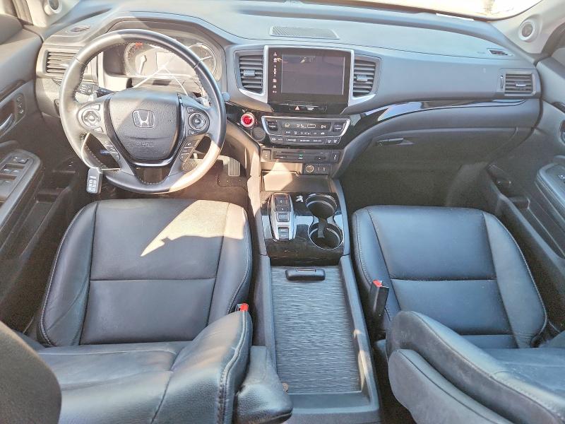 Photo 8 from auction – 2017 HONDA PILOT with VIN 5FNYF5H94HB031587