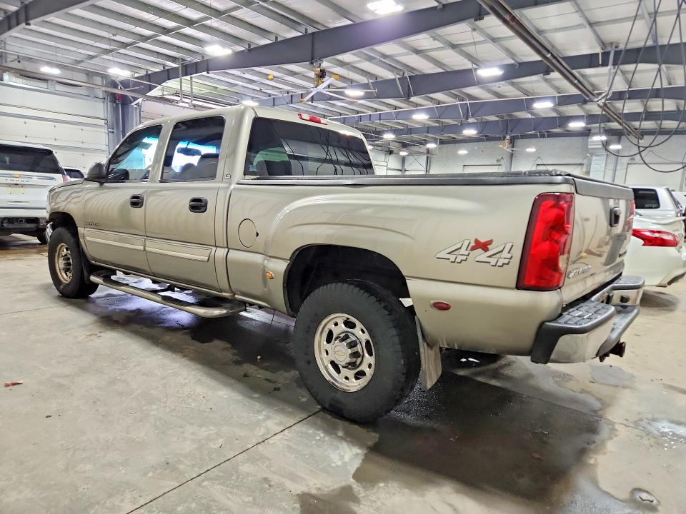 Photo 2 from auction – 2003 CHEVROLET SILVERADO with VIN 1GCGK13U73F201229