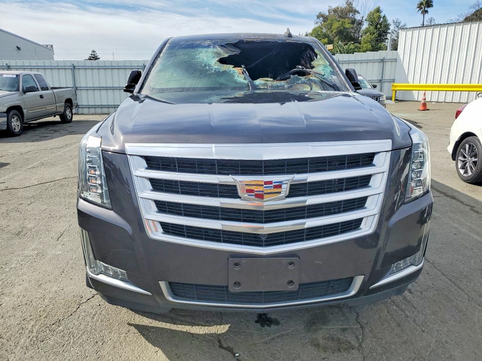 Photo 5 from auction – 2017 CADILLAC ESCALADE with VIN 1GYS4BKJ4HR405830