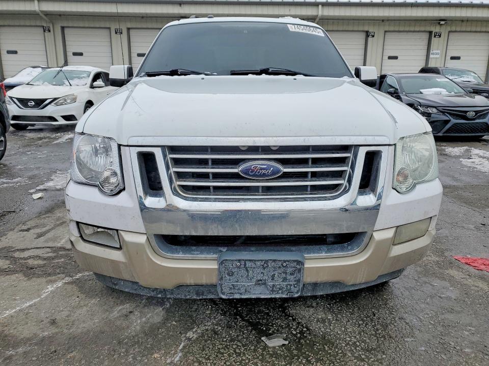 Photo 5 from auction – 2007 FORD EXPLORER E with VIN 1FMEU74867UA34607