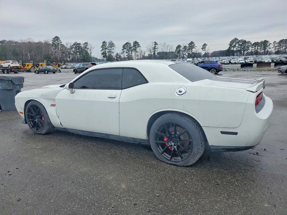 Photo 2 from auction – 2013 DODGE CHALLENGER with VIN 2C3CDYCJ2DH611478