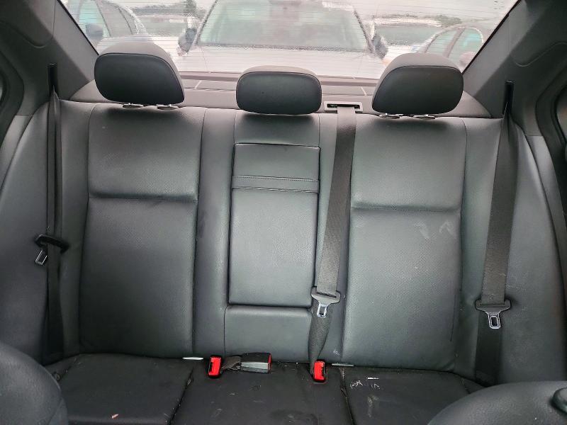 Photo 10 from auction – 2011 MERCEDES-BENZ C with VIN WDDGF5EB3BR161872