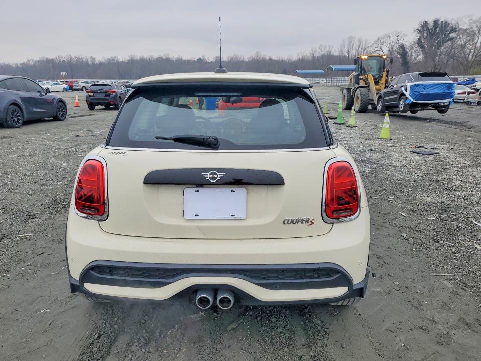 Photo 6 from auction – 2022 MINI COOPER with VIN WMW53DH0XN2S45860