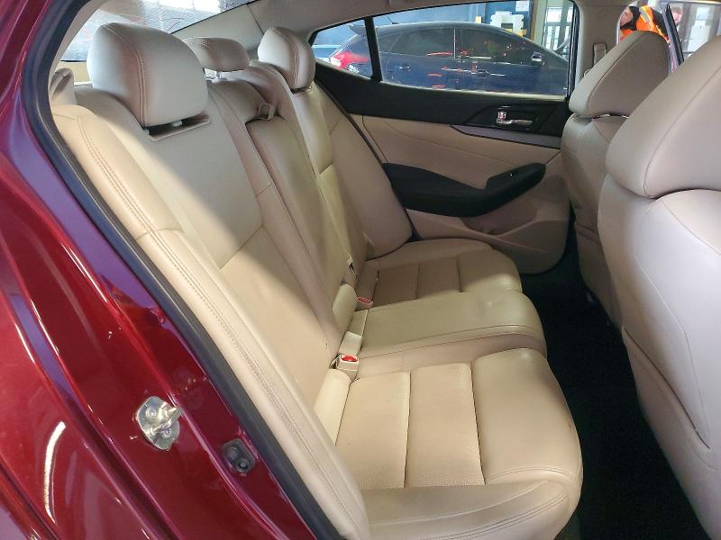 Photo 10 from auction – 2017 NISS MAXIMA with VIN 1N4AA6AP5HC433135