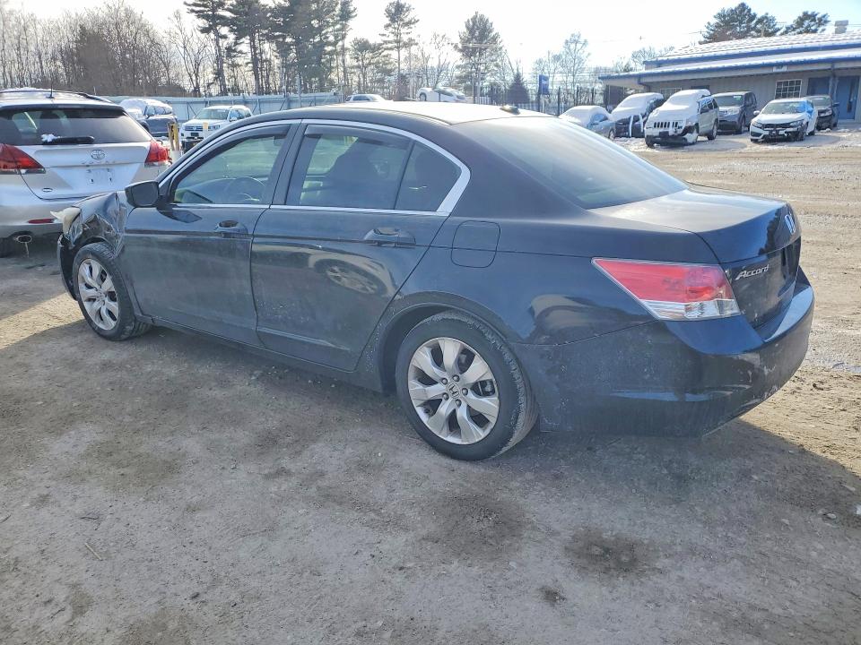 Photo 2 from auction – 2010 HONDA ACCORD EXL with VIN 1HGCP2F82AA010141