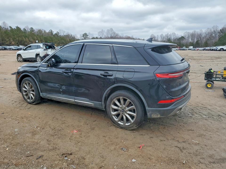 Photo 2 from auction – 2020 LINCOLN CORSAIR with VIN 5LMCJ1C97LUL16561