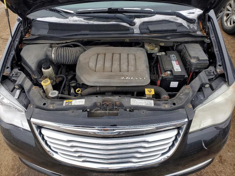Photo 12 from auction – 2013 CHRYSLER TOWN & COU with VIN 2C4RC1CG5DR650077