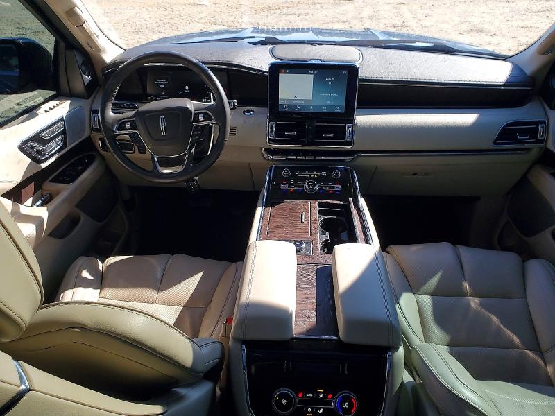 Photo 8 from auction – 2019 LINCOLN NAVIGATOR with VIN 5LMJJ2LT2KEL25010