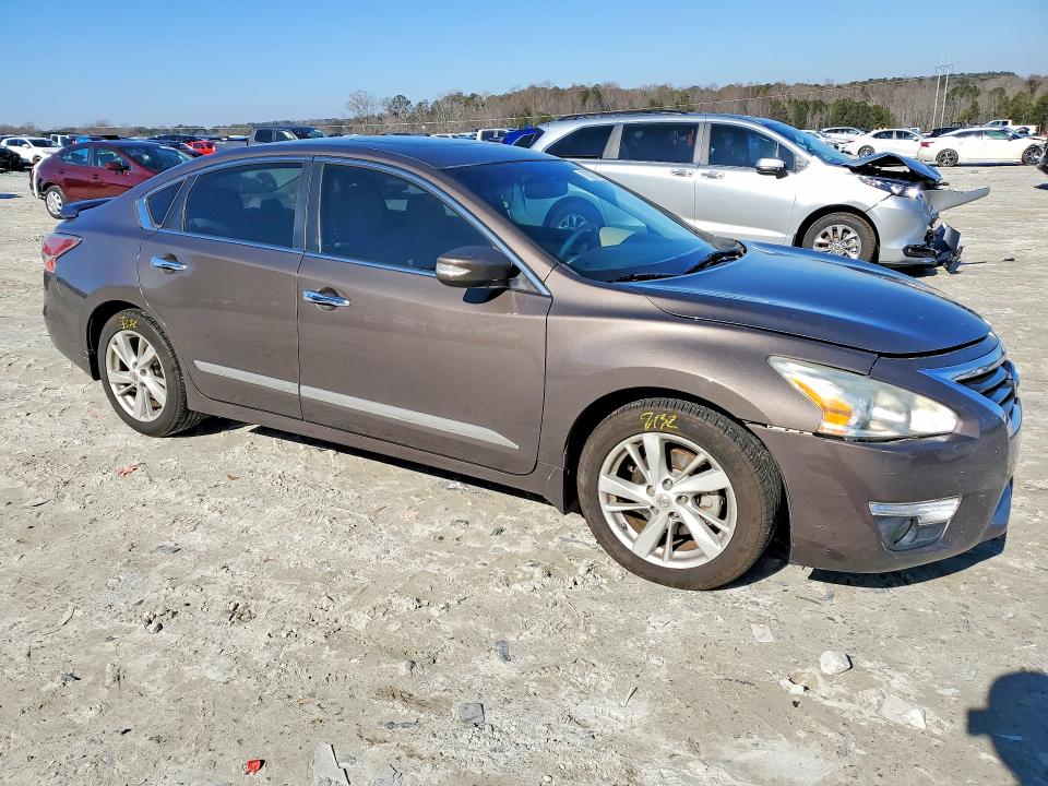 Photo 4 from auction – 2015 NISSAN ALTIMA with VIN 1N4AL3AP0FN885942