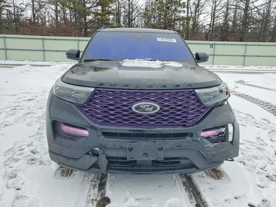 Photo 5 from auction – 2024 FORD EXPLORER with VIN 1FM5K8GC3RGA79789