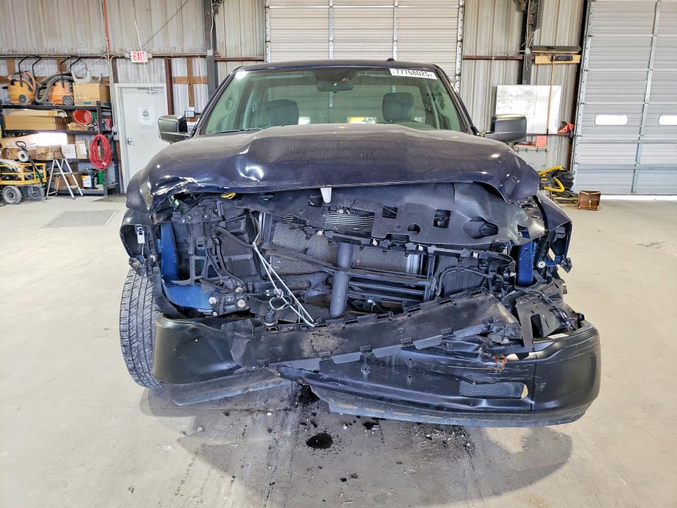 Фото 5 с аукциона – 2018 RAM 1500 с VIN 3C6JR6DG7JG255382